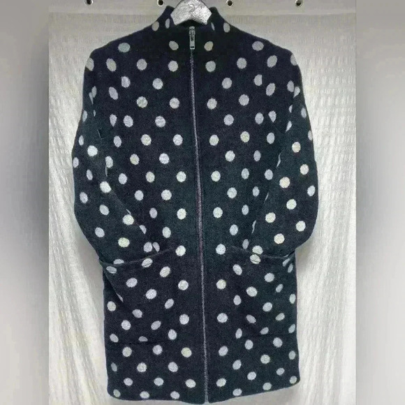 ANTHROPOLOGIE Field Flower 💯  Wool full zip long sweater. Ladies size xs - Picture 2 of 10